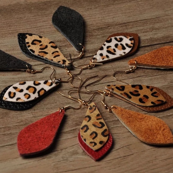 Boho Leopard Print Leather Earrings Dangle Leaf - Picture 2 of 3